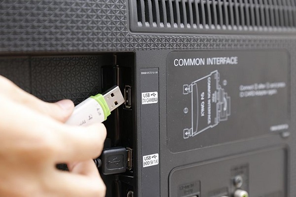 Kiểm tra các jack cắm, cáp đồng trục Kiểm tra các jack cắm, cáp đồng trục