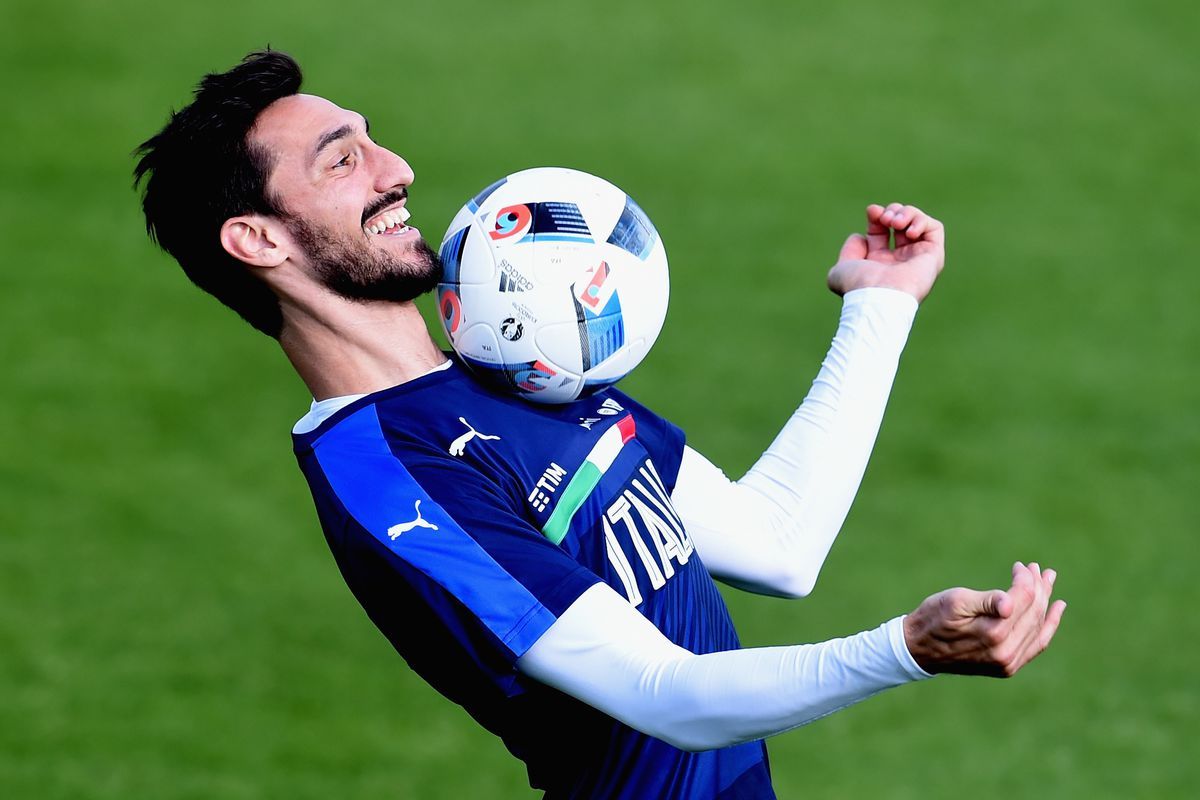 Những hành động cao đẹp của CLB Fiorentina dành cho đội trưởng Davide Astori Những hành động cao đẹp của CLB Fiorentina dành cho đội trưởng Davide Astori